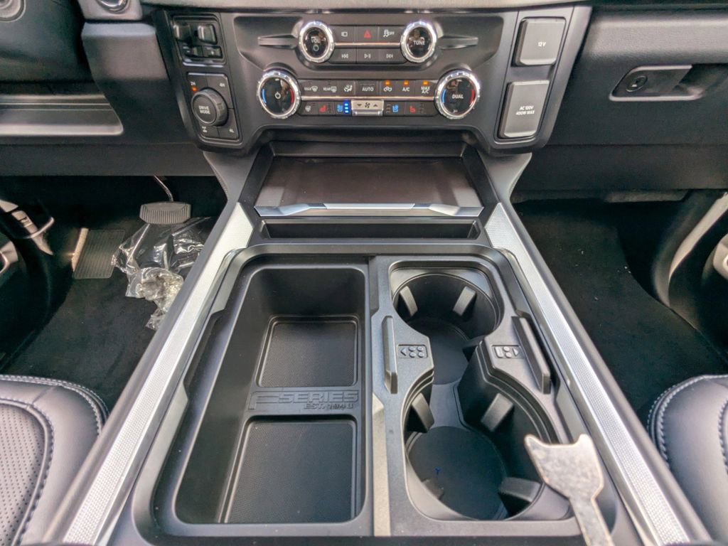 New 2026 Ford F250 Platinum image 25