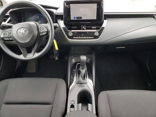Used 2026 Toyota Corolla LE FWD image 14