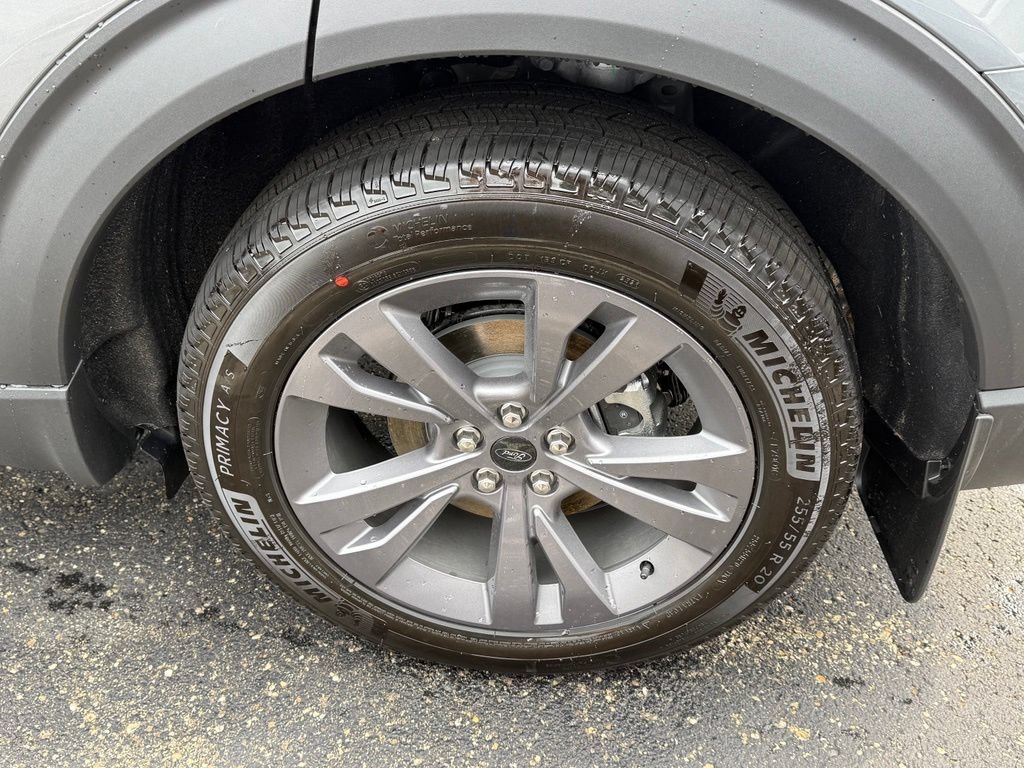 New 2026 Ford Explorer Active w/ Active Comfort Package AWD/4WD image 6