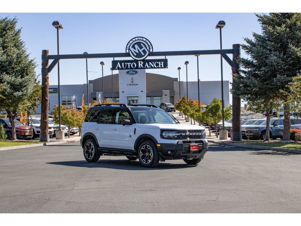 New 2025 Ford Bronco Sport Outer Banks