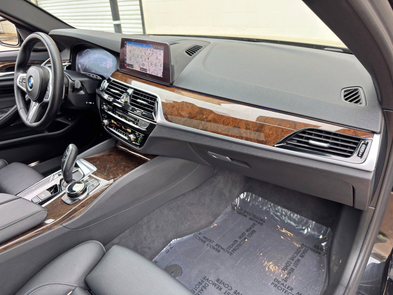 Used 2019 BMW 540i xDrive w/ M Sport Package AWD/4WD image 14