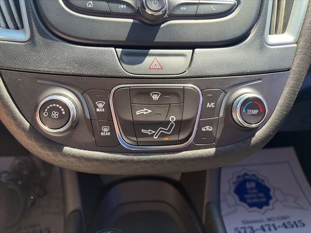 Used 2017 Chevrolet Malibu LS FWD image 23