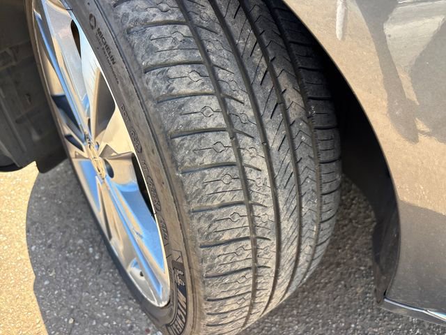 Used 2018 Mercedes-Benz C 300 Sedan video 2