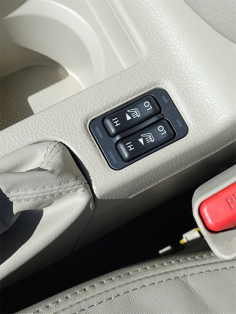 Used 2013 Subaru Crosstrek 2.0i Limited w/ Popular Pkg 1 image 25