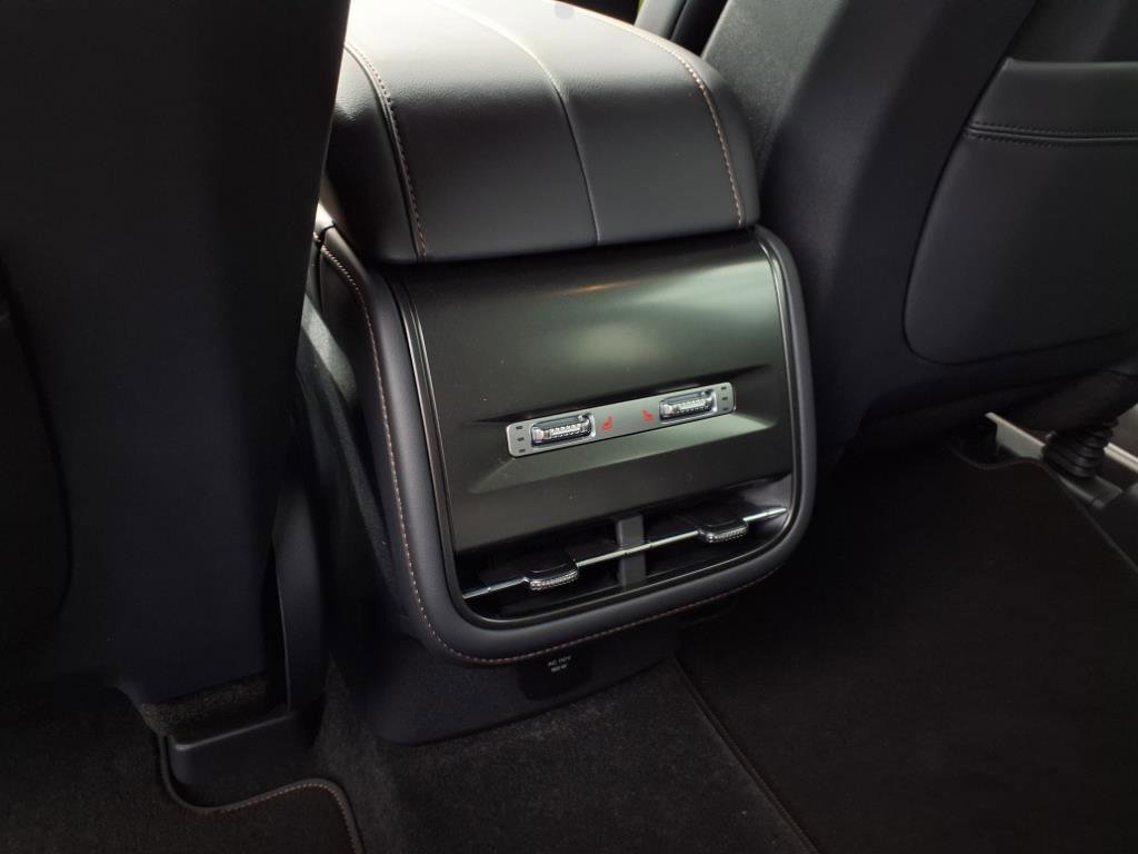 New 2025 Lincoln Nautilus Reserve w/ Jet Appearance Package image 8
