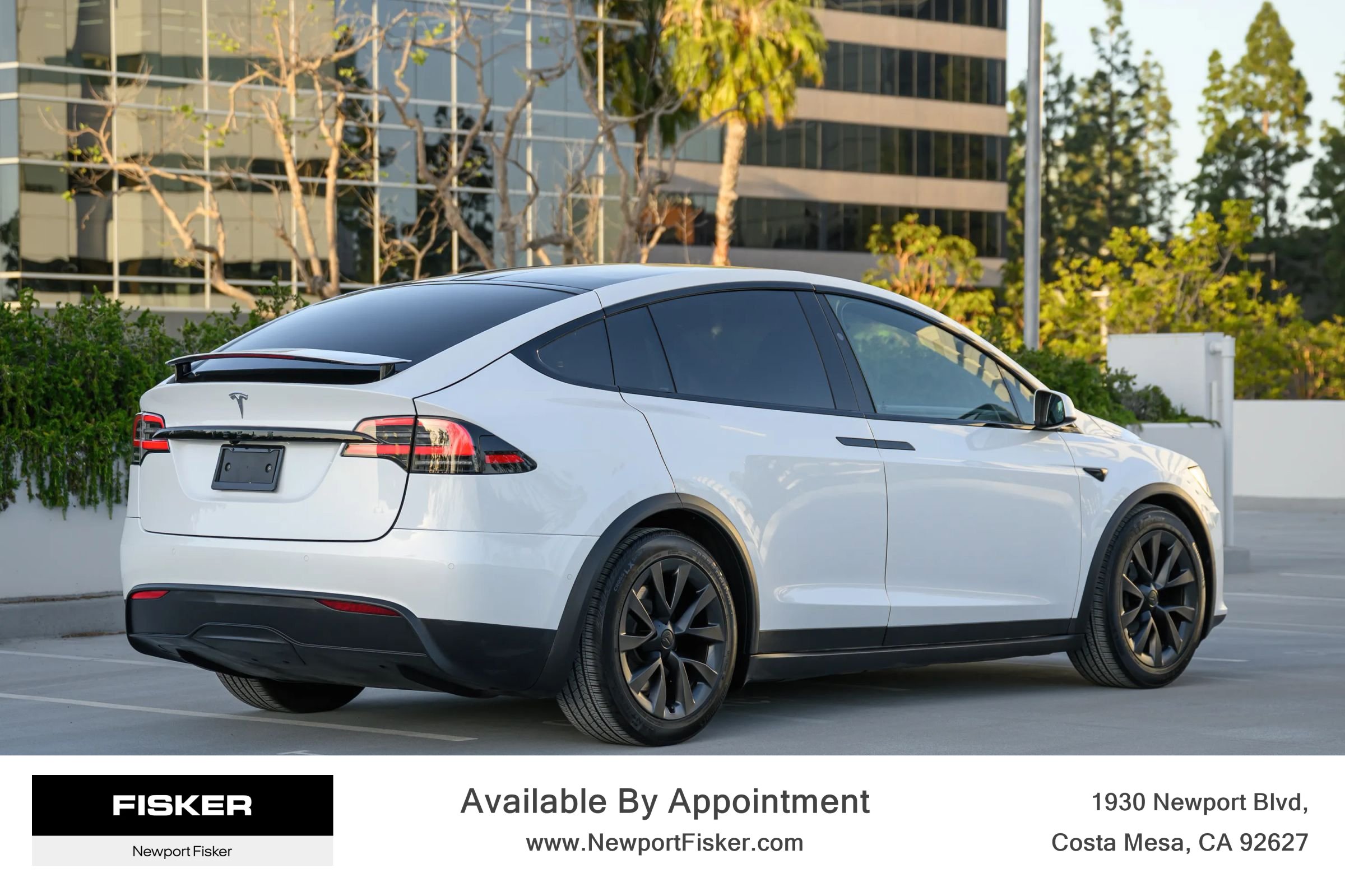 Used 2022 Tesla Model X AWD/4WD image 3