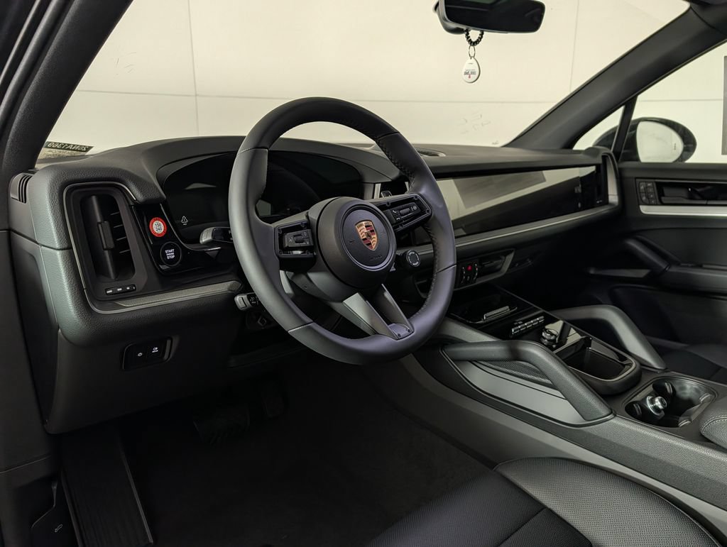 New 2026 Porsche Cayenne AWD/4WD image 4