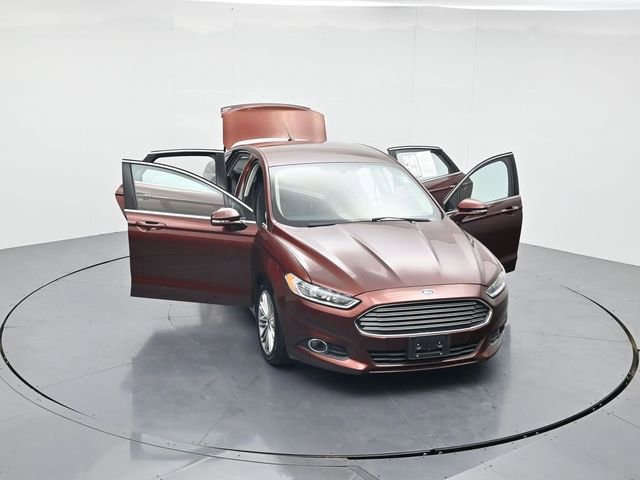 Used 2015 Ford Fusion SE w/ Equipment Group 202A image 47