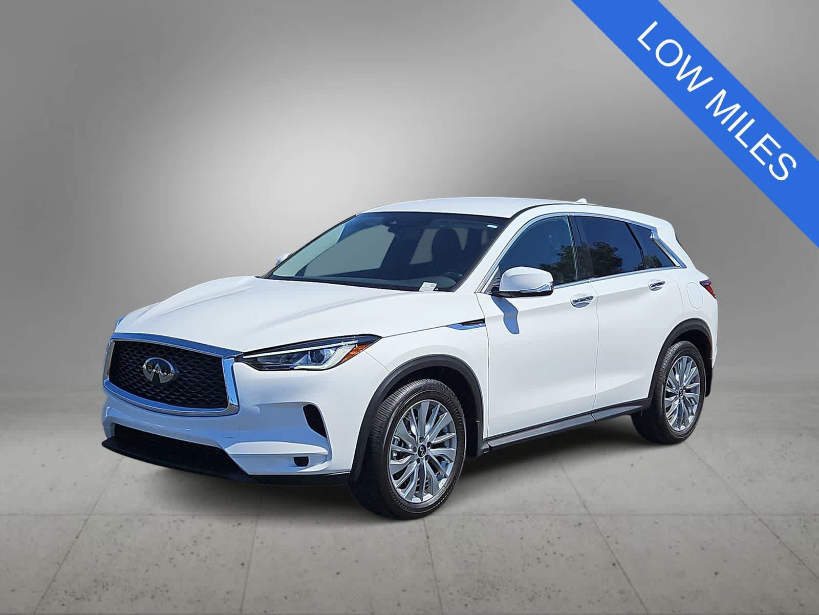 Used 2025 INFINITI QX50 Pure AWD/4WD image 4