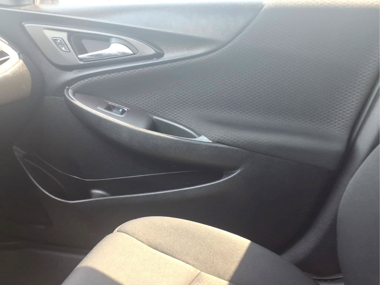 Used 2024 Chevrolet Malibu RS FWD image 28