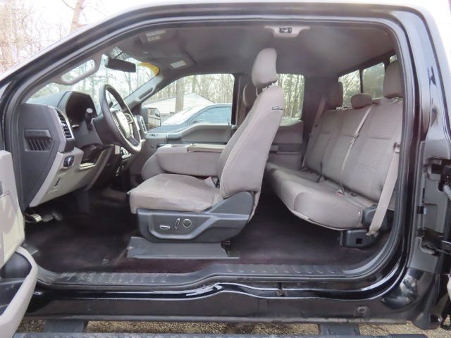 Used 2016 Ford F150 XLT w/ Equipment Group 302A Luxury AWD/4WD image 13