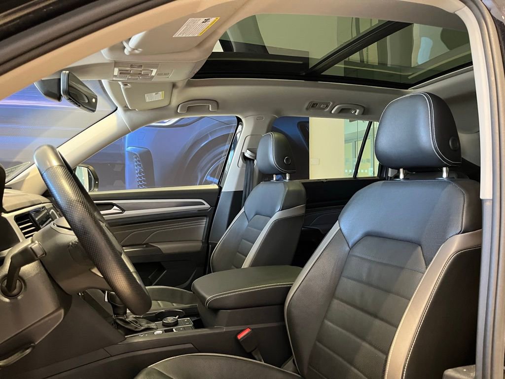 Used 2023 Volkswagen Atlas SEL Premium AWD/4WD image 12