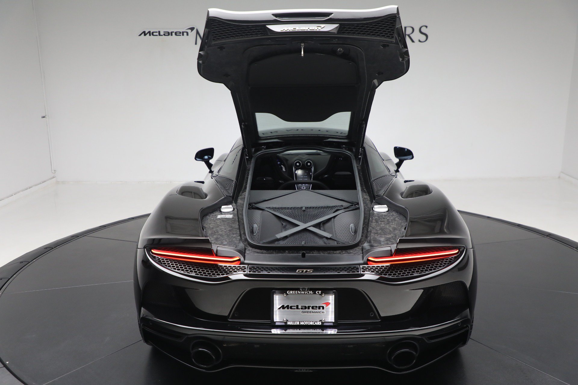 Used 2025 McLaren GTS RWD image 35