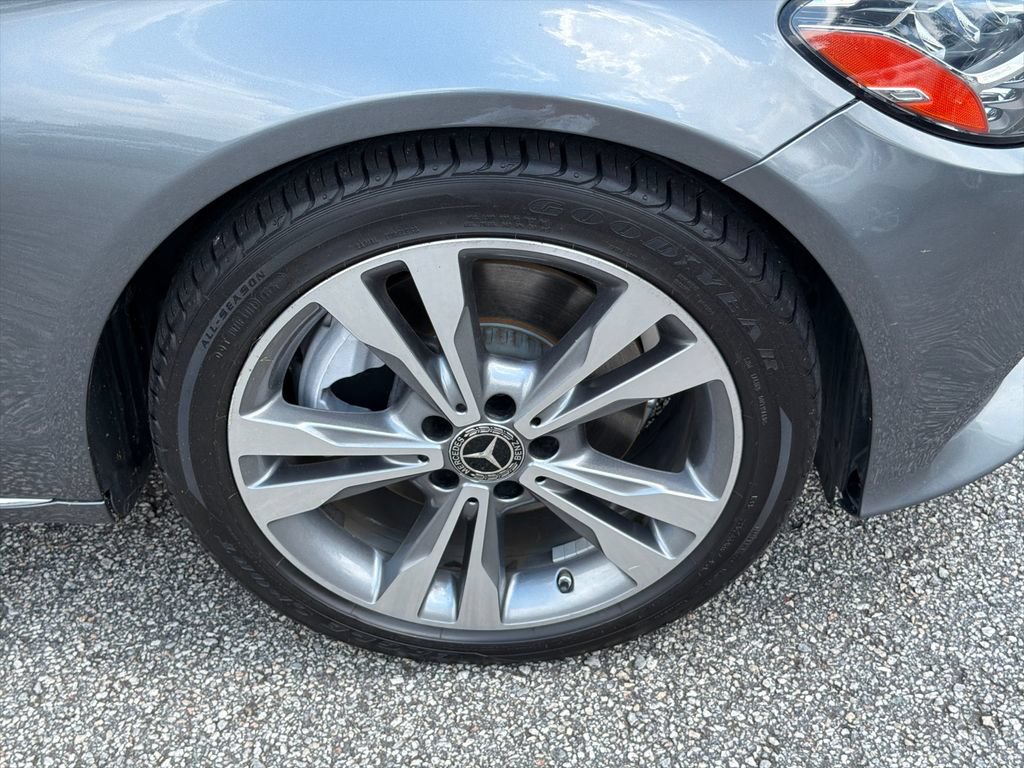 Used 2019 Mercedes-Benz C 300 Sedan w/ Premium Package image 12