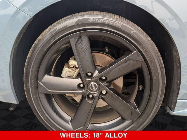 Used 2024 Nissan Sentra SR w/ SR Premium Package FWD image 10