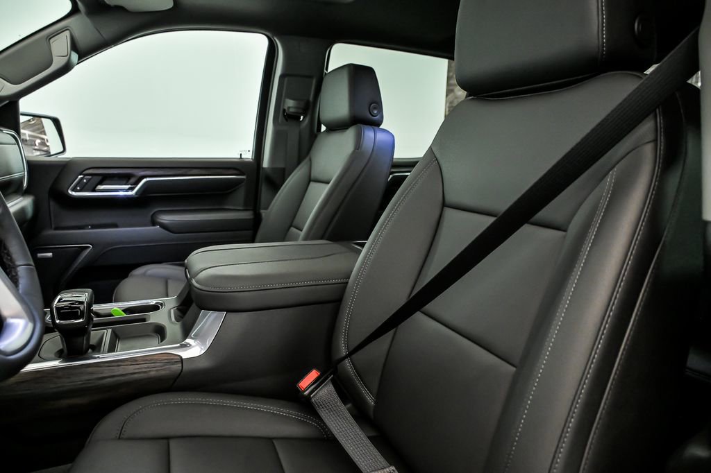 New 2026 GMC Sierra 1500 SLT w/ SLT Premium Package image 9