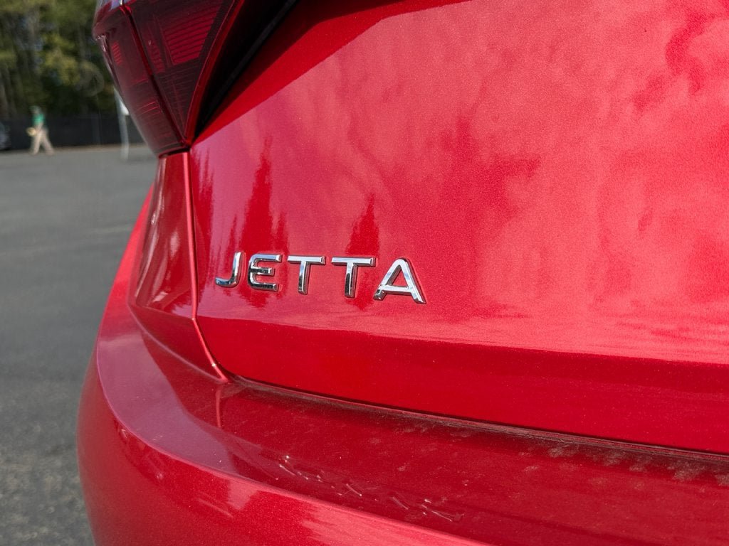Used 2024 Volkswagen Jetta Sport FWD image 35