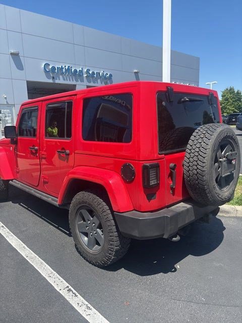 Used 2015 Jeep Wrangler Unlimited Sahara AWD/4WD image 7