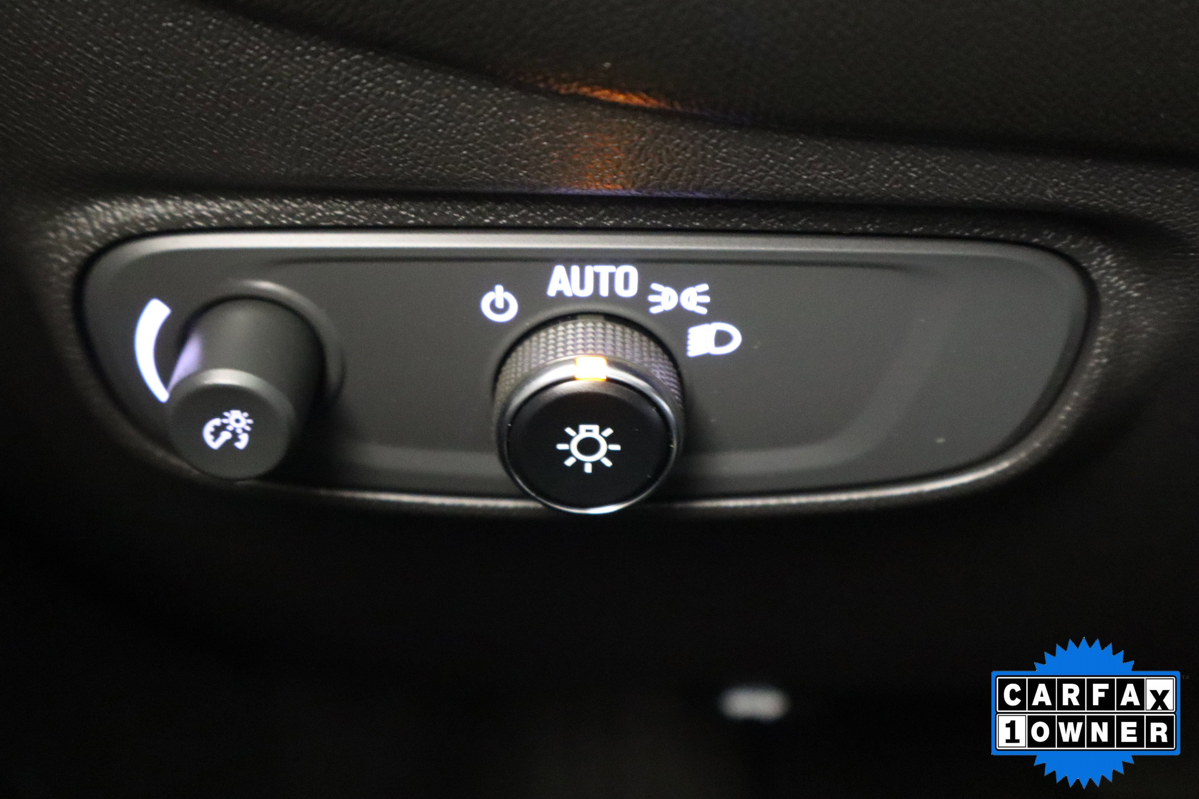 Used 2022 Chevrolet Equinox LS image 34