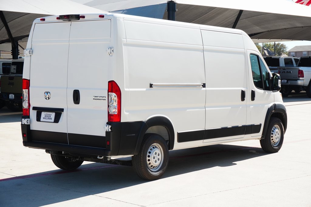New 2026 RAM ProMaster 2500 w/ Convenience Group FWD image 4