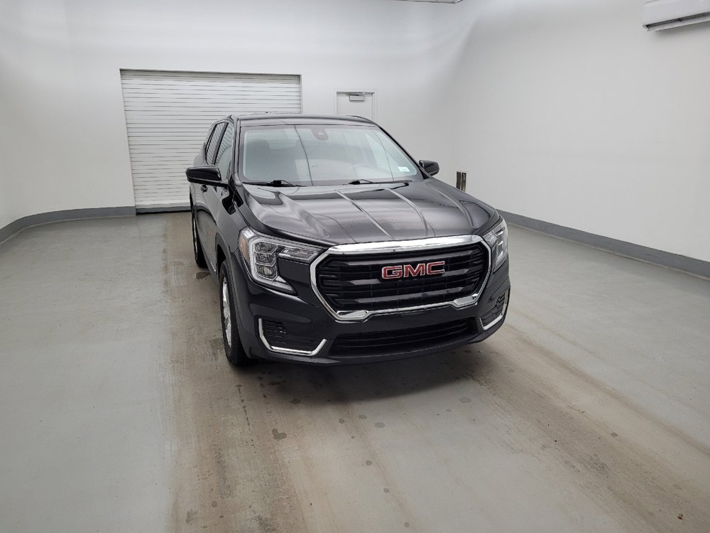 Used 2023 GMC Terrain SLE image 14