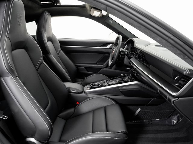 Used 2025 Porsche 911 Carrera 4 GTS image 27