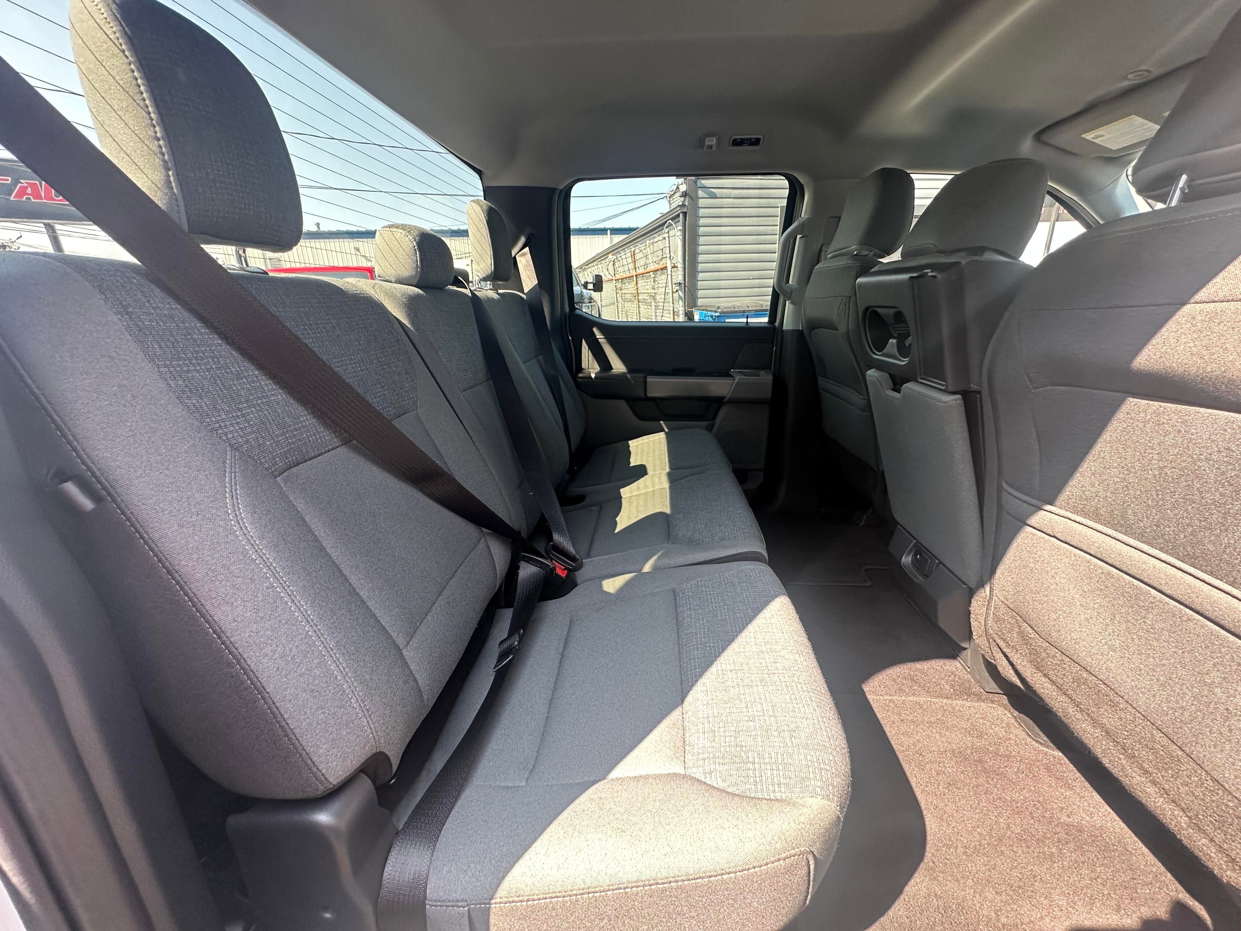 Used 2024 Ford F150 XLT w/ Tow/Haul Package image 18