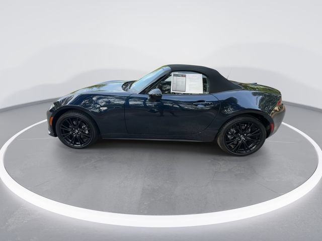 Certified 2025 MAZDA MX-5 Miata Club RWD image 5