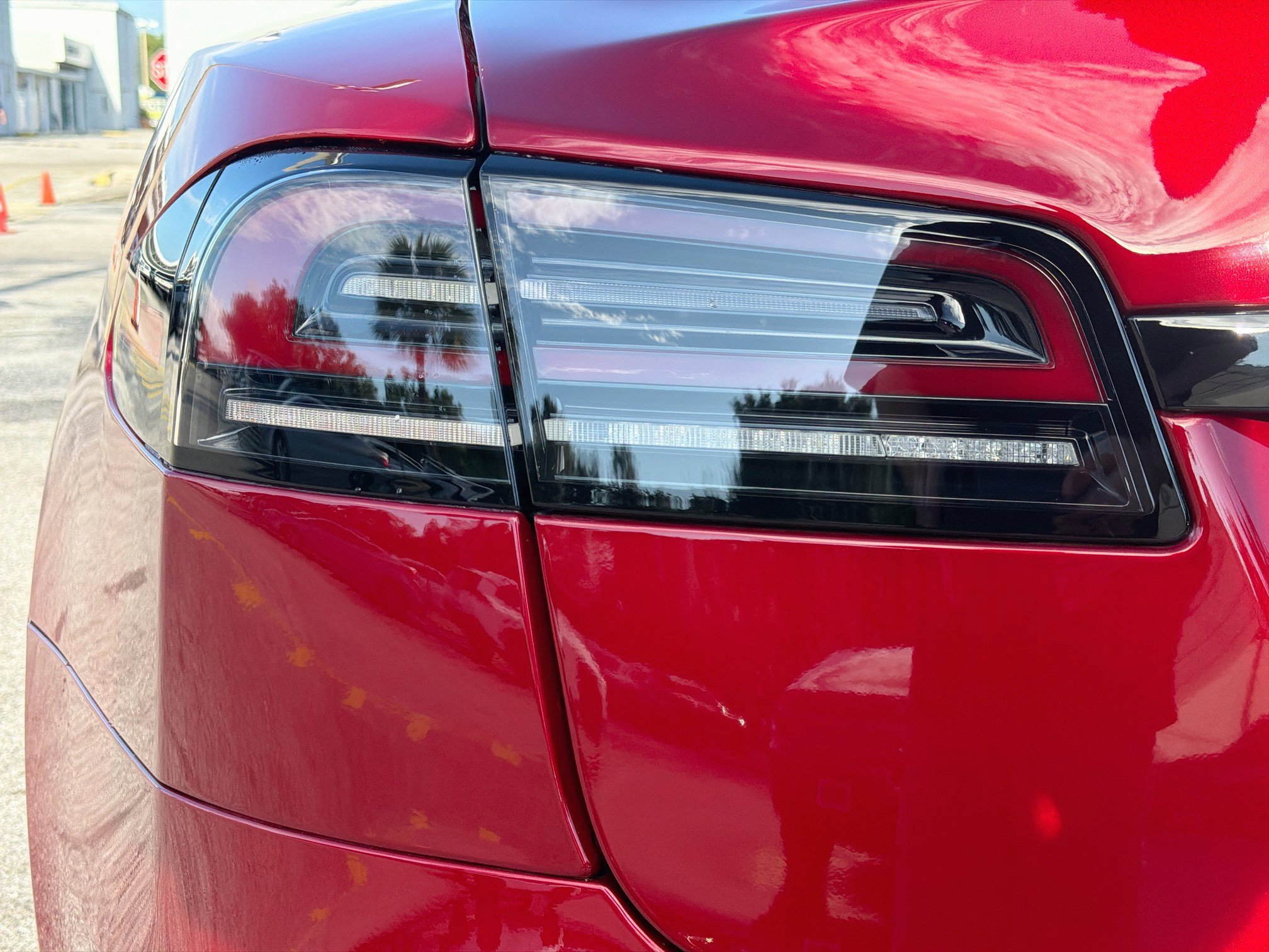 Used 2025 Tesla Model S AWD/4WD image 10
