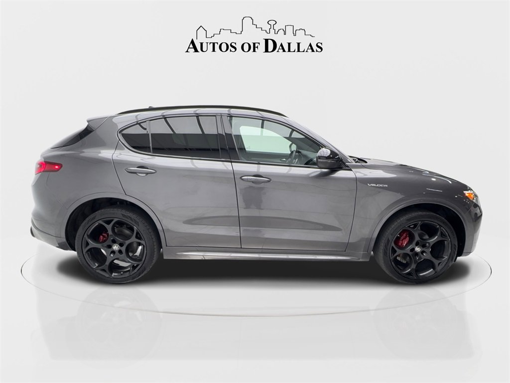 Used 2022 Alfa Romeo Stelvio Veloce image 7