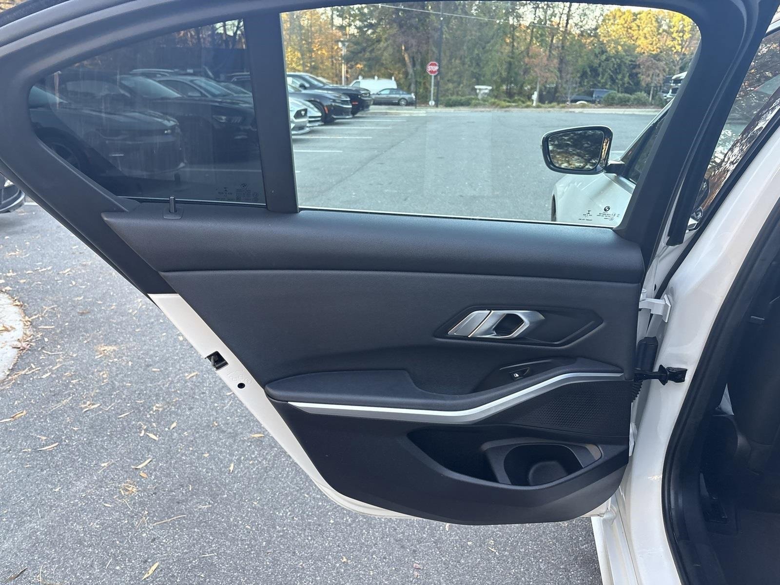 Used 2020 BMW 330i Sedan w/ Convenience Package image 23