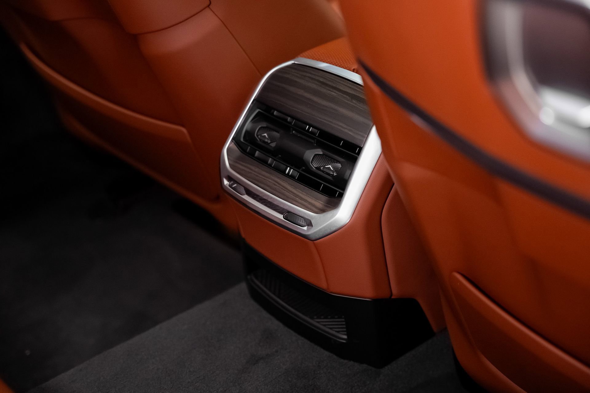 Used 2024 BMW i7 eDrive50 w/ M Sport Package image 69