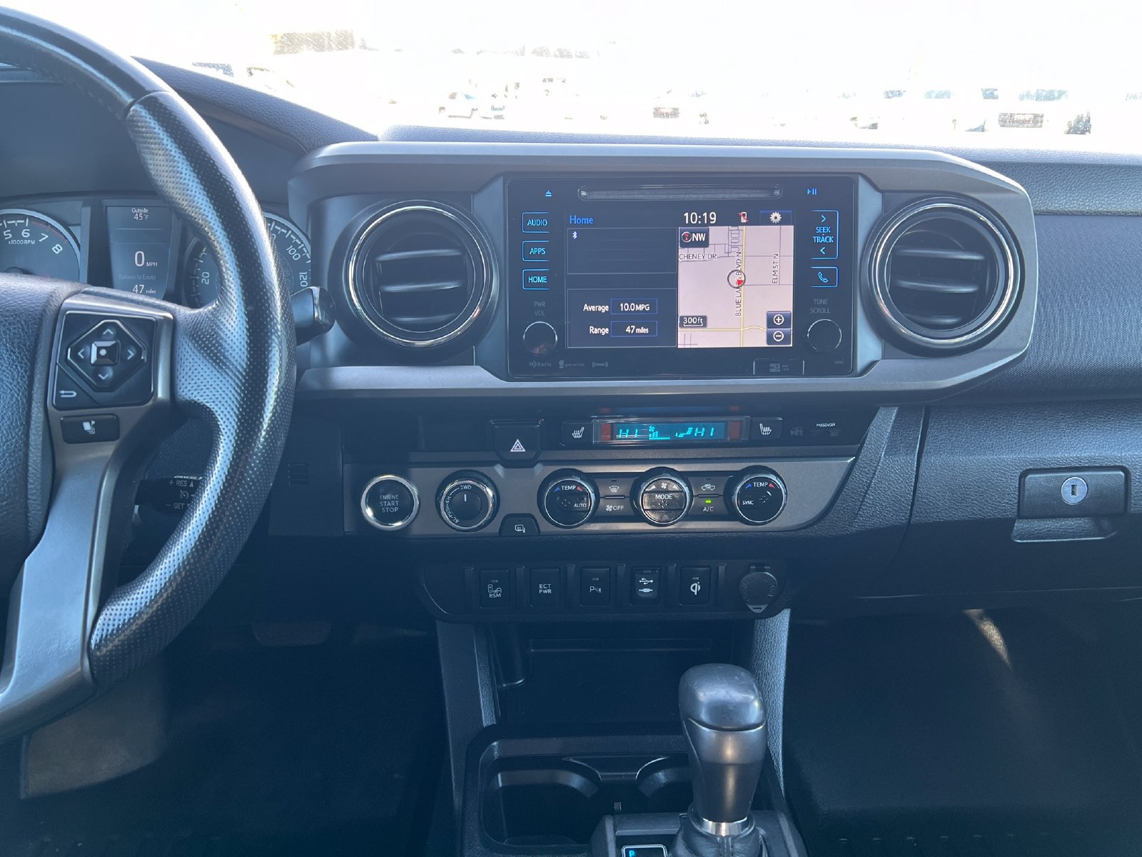Used 2017 Toyota Tacoma TRD Sport w/ Premium & Technology Package AWD/4WD image 20