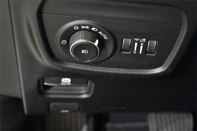 Used 2025 Jeep Grand Cherokee Summit image 19