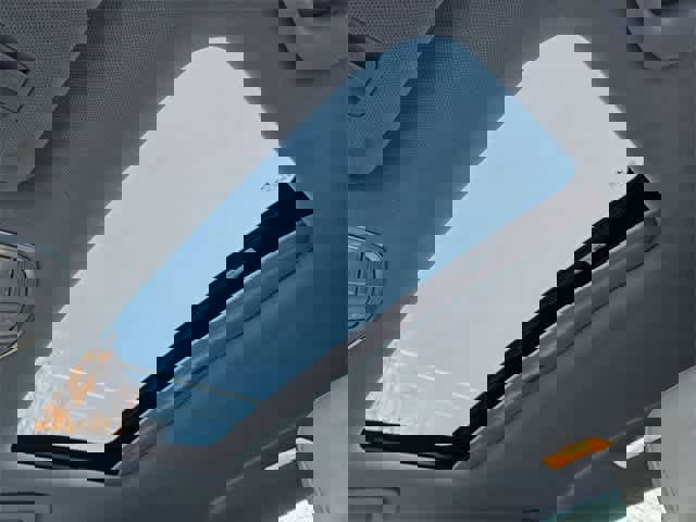 Used 2017 Hyundai Sonata Limited w/ Ultimate Package 04 image 17