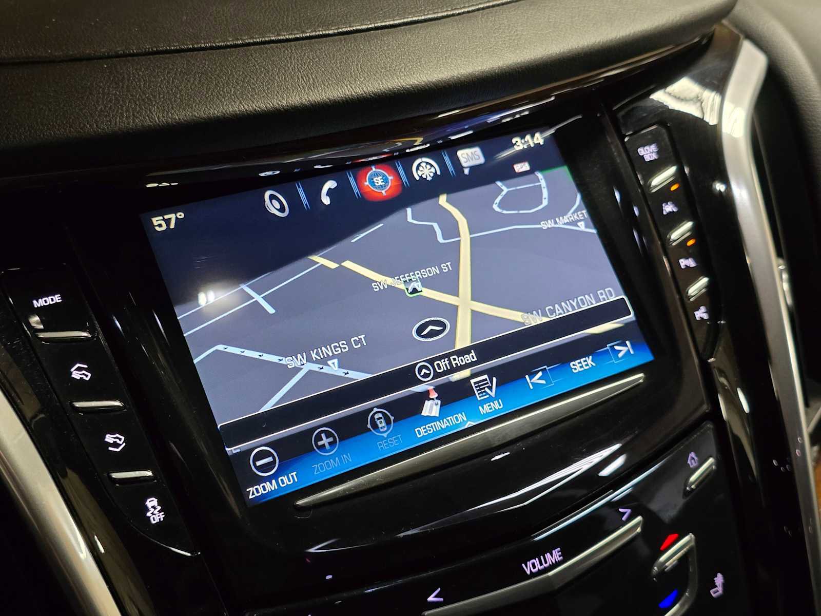 Used 2020 Cadillac Escalade Premium Luxury image 33