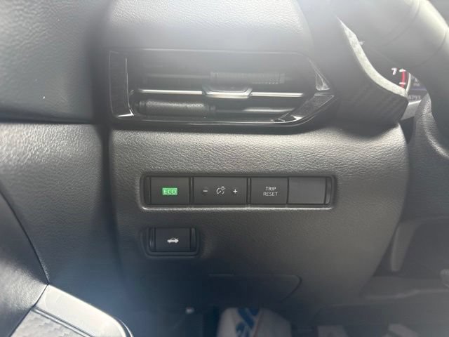 Used 2023 Nissan Sentra SR FWD image 28