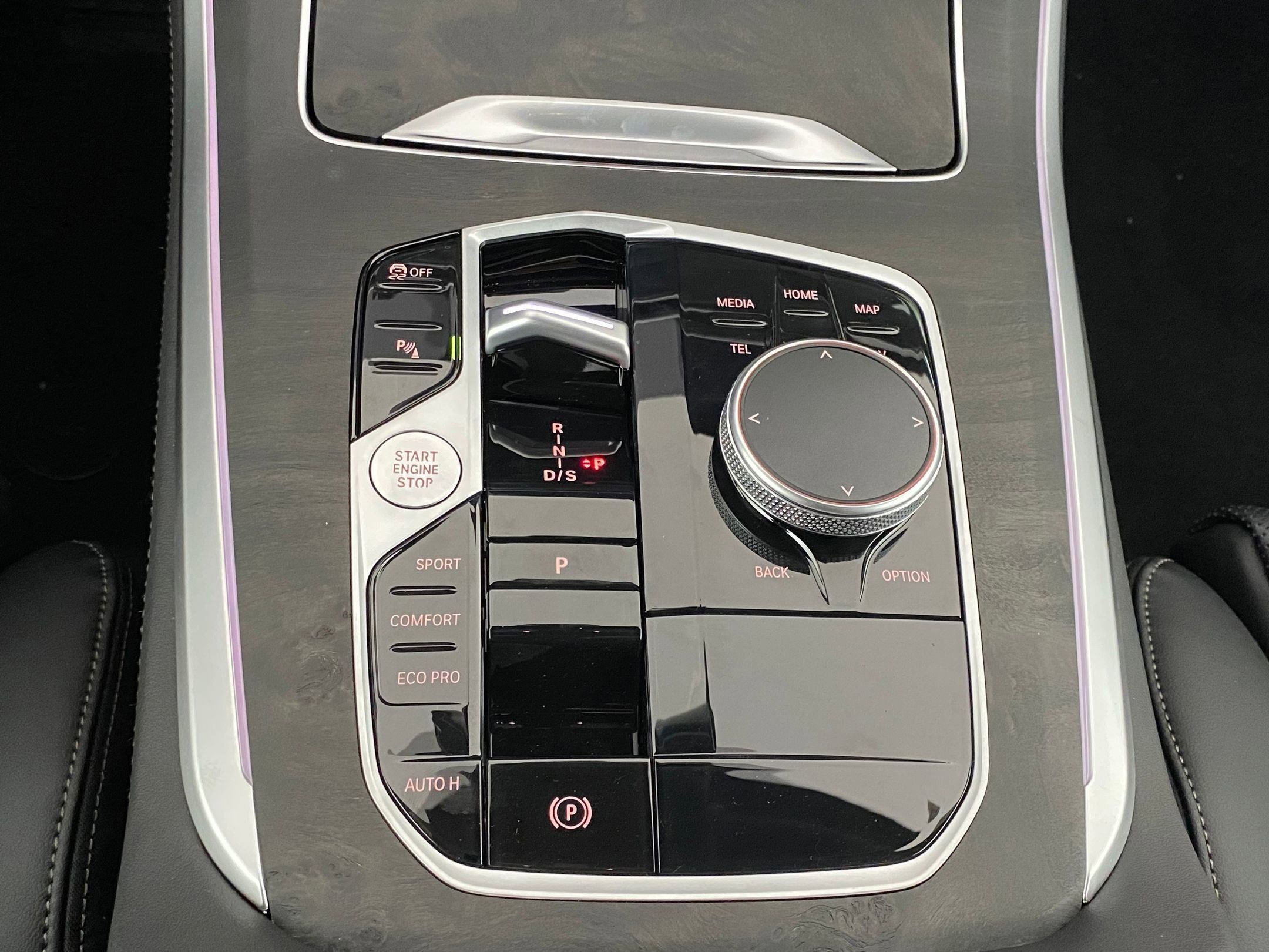 Used 2026 BMW X5 sDrive40i w/ Premium Package image 26