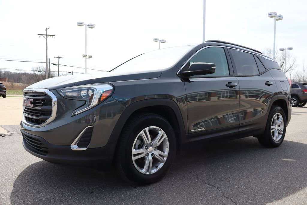 Used 2020 GMC Terrain SLE w/ Driver Convenience Package image 8