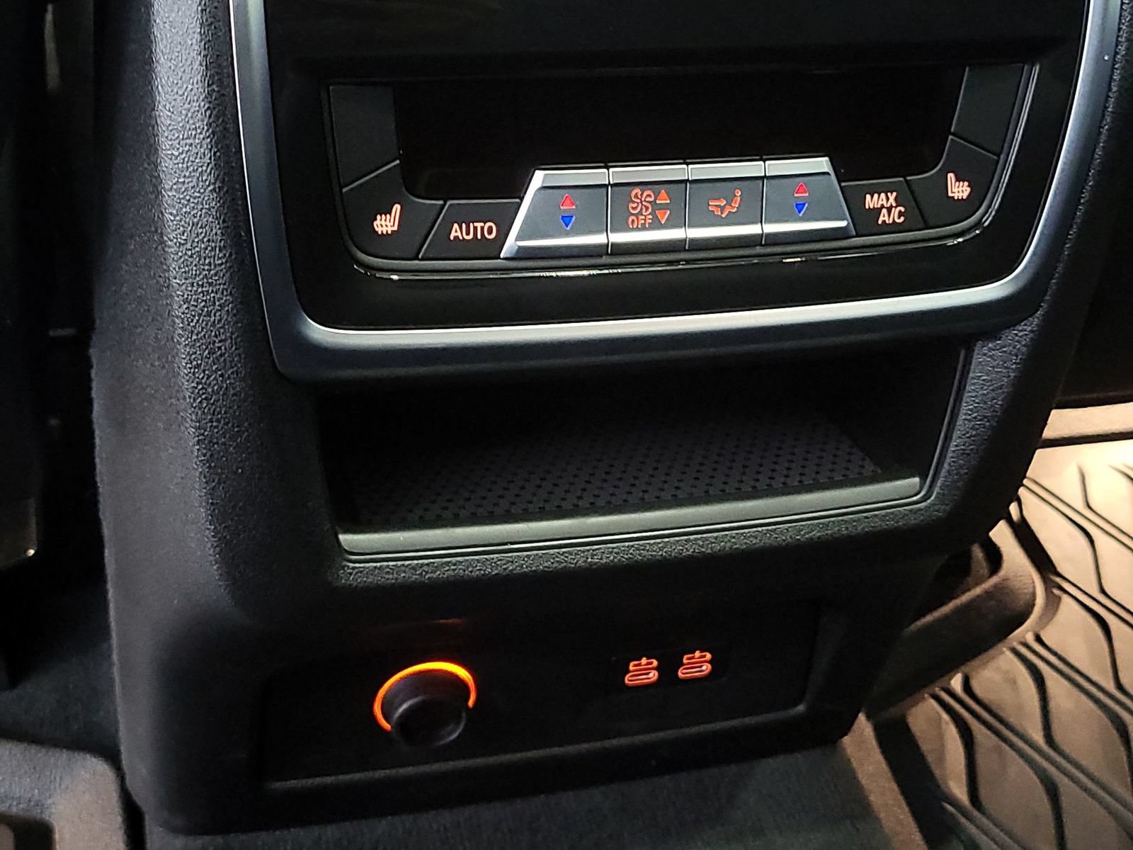 Used 2025 BMW X5 M60i w/ Climate Comfort Package AWD/4WD image 22