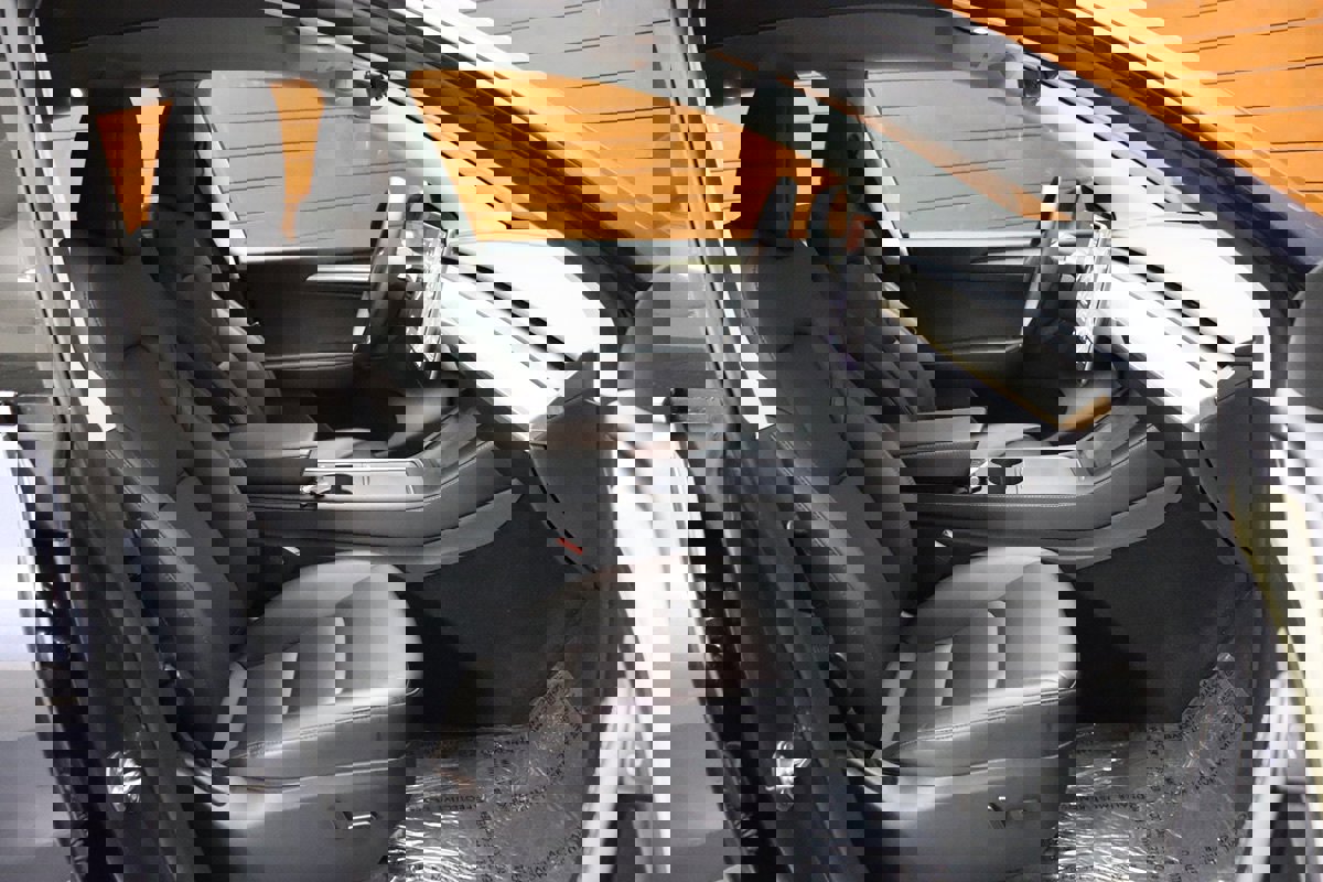 Used 2023 Tesla Model Y Long Range image 52