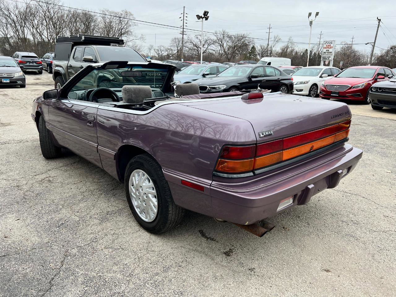 Used 1995 Chrysler LeBaron Convertible FWD image 8