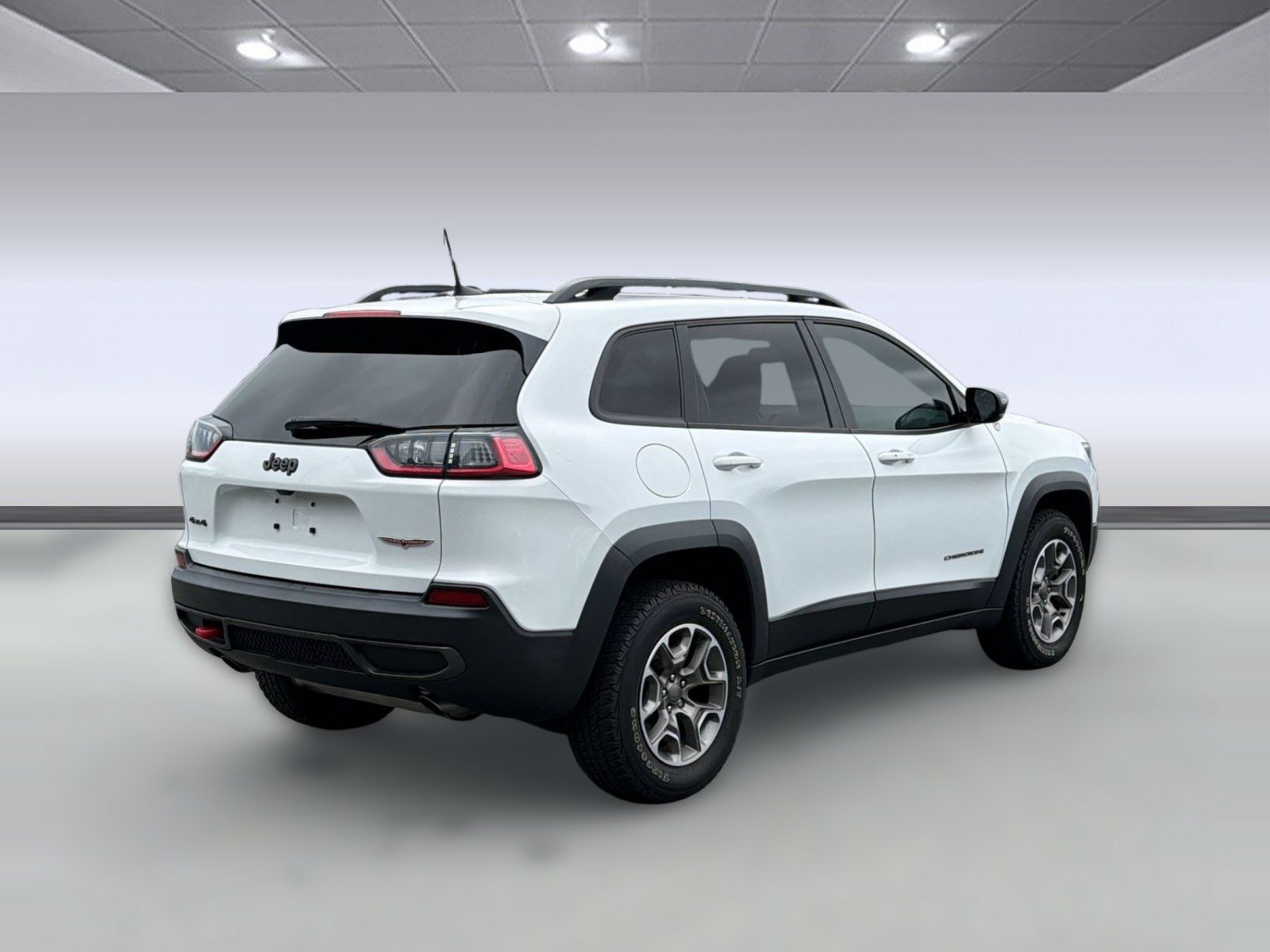 Used 2022 Jeep Cherokee Trailhawk w/ Sun, Sound & Nav Group AWD/4WD image 9