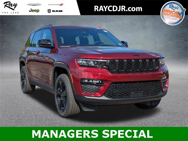 New 2025 Jeep Grand Cherokee Limited w/ Black Appearance Package