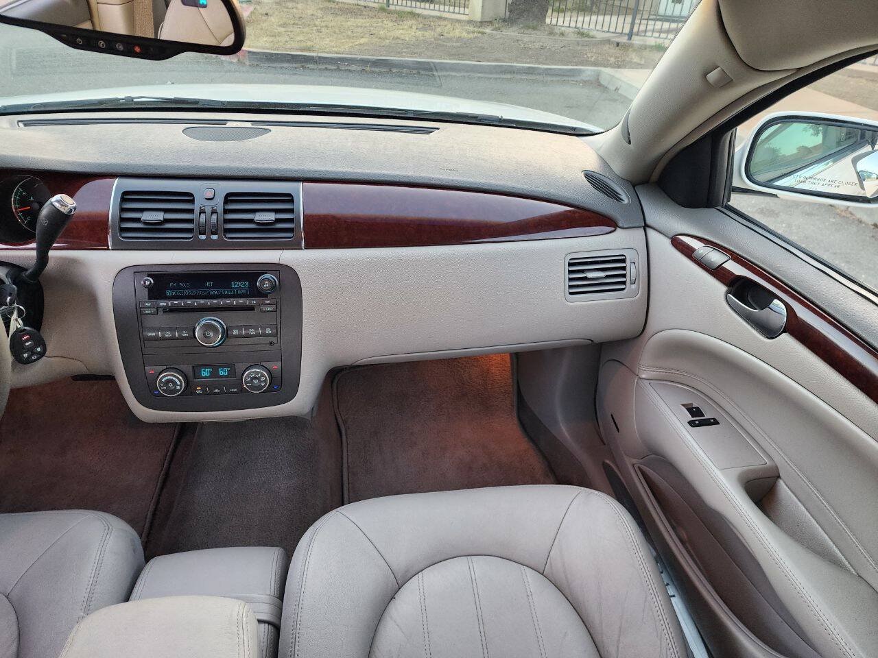 Used 2007 Buick Lucerne CXL w/ Luxury Package FWD image 20