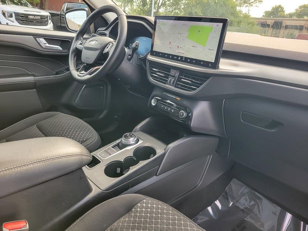 Used 2023 Ford Escape Active w/ Tech Pack #2 image 24
