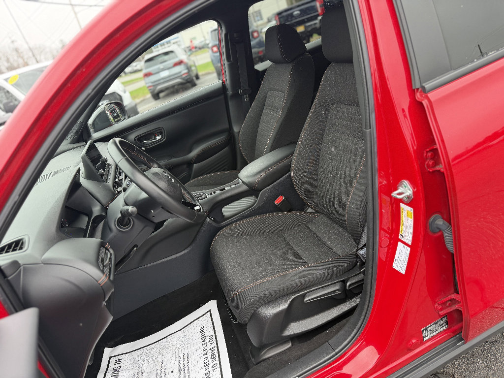 Used 2023 Honda HR-V Sport image 12