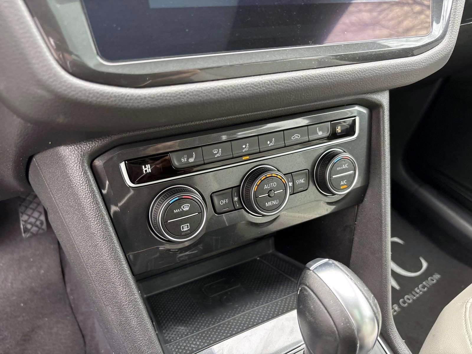 Used 2021 Volkswagen Tiguan SEL image 22