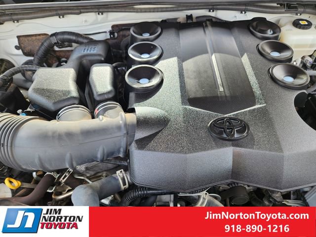 Used 2021 Toyota 4Runner TRD Off-Road Premium image 32