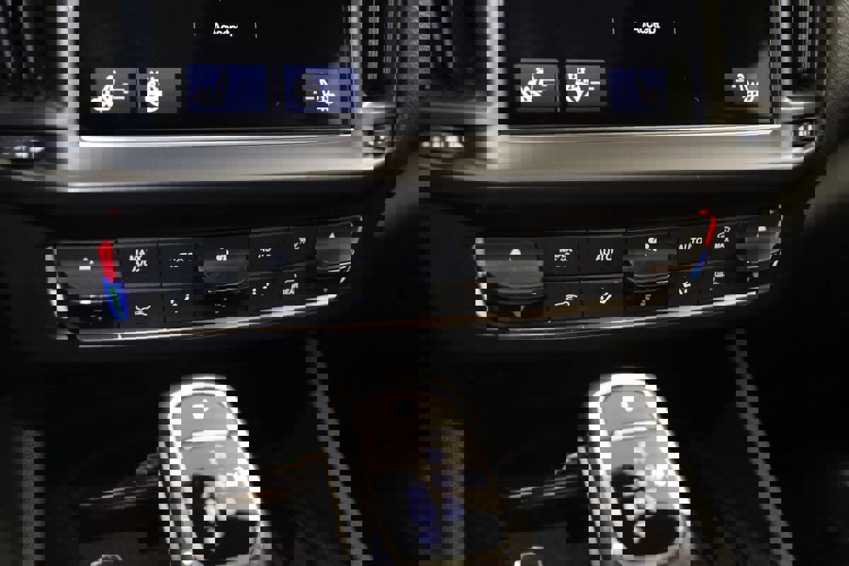 Used 2022 Maserati Levante Modena image 33